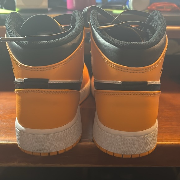 JORDAN ONES - Picture 5 of 7